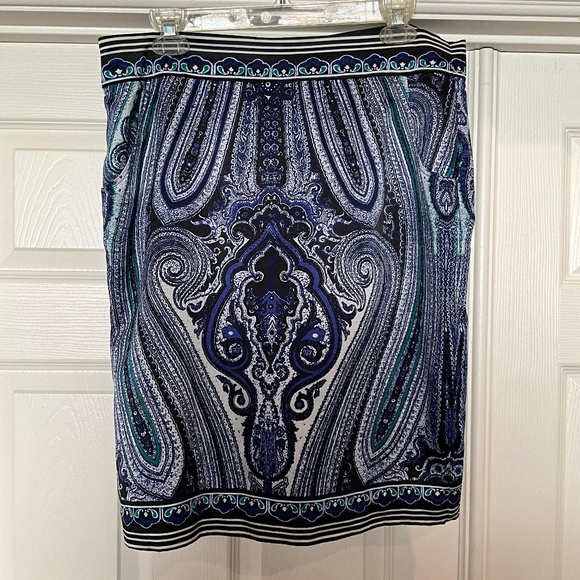 INC 10 Art to Wear Maximalist Pencil Skirt Mod Paisley Office Purple White 10 - Picture 1 of 8